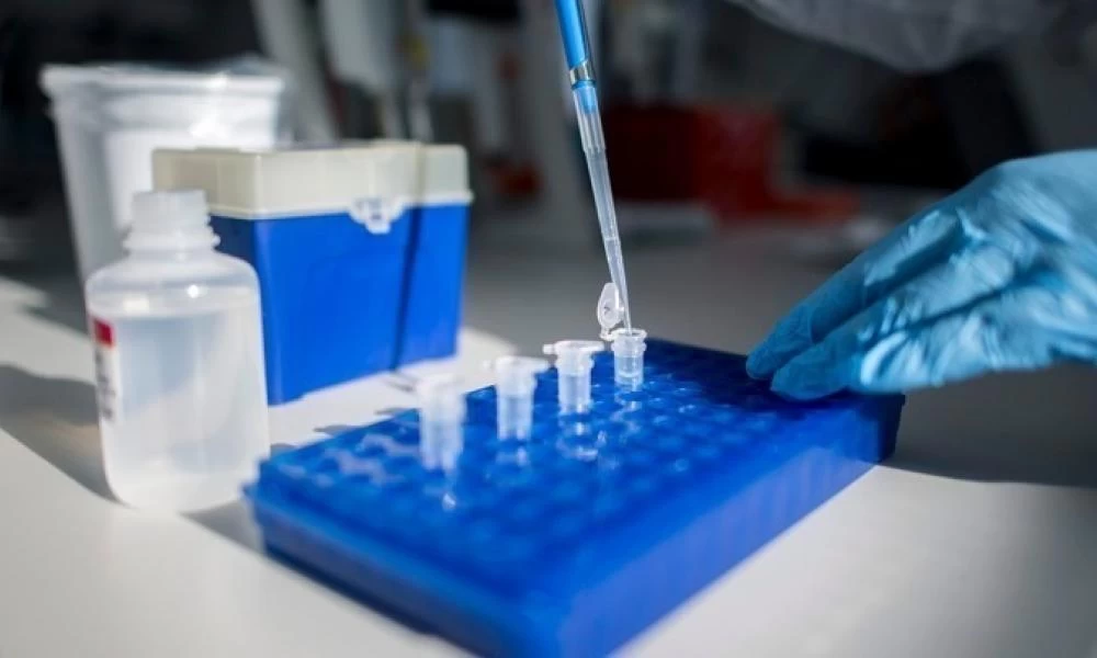 Κορονοϊός: Το 22% των κρουσμάτων για την εβδομάδα 1-7 Νοεμβρίου "κατέκτησαν" οι ηλικίες 4-18 ετών